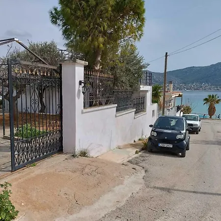 Oli'S Sea House Villa Salamis Exterior photo